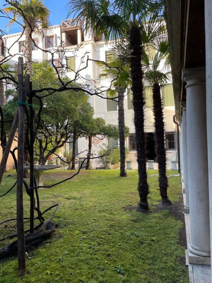 In A Lovely Garden Biennale Flat Venise Extérieur photo